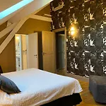 Demeure Saint Louis Historic Manor, 700m, Free Parking,a C,clim,wifi, View, Garden 4*
