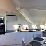 فندق مبيت وإفطار Demeure Saint Louis Historic Manor, 700m, Free Parking,a C,clim,wifi, View, Garden 4*