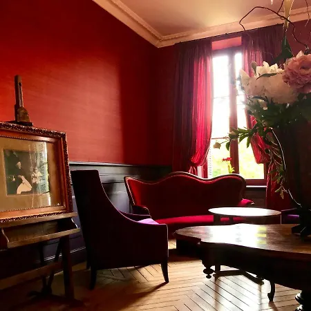 Demeure Saint Louis Historic Manor, 700m, Parking,a C,clim,wifi, Heated Pool, View Frühstückspension 4*