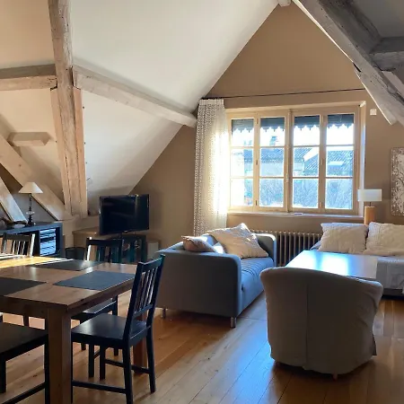 Demeure Saint Louis Historic Manor, City 700M, Parking,A C,Clim,Wifi, Heated Pool, City View Bed & Breakfast
