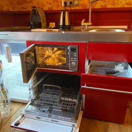 Bed and Breakfast Demeure Saint Louis Historic Manor, 700m, Free Parking,a C,clim,wifi, View, Garden