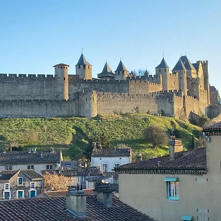 Bed and Breakfast Demeure Saint Louis Historic Manor, 700m, Free Parking,a C,clim,wifi, View, Garden