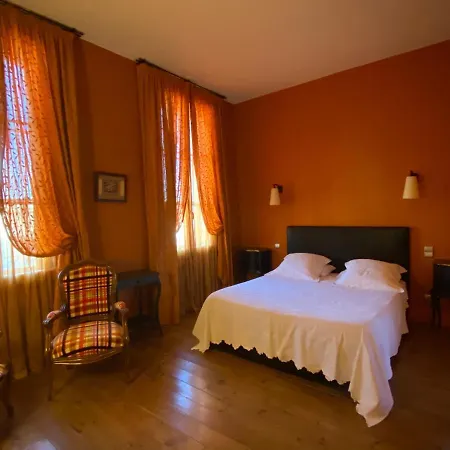 Demeure Saint Louis Historic Manor, 700m, Free Parking,a C,clim,wifi, View, Garden Bed and Breakfast Καρκασόν