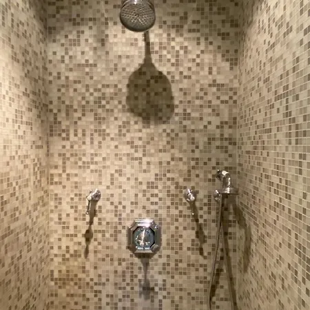 Demeure Saint Louis Historic Manor, 700m, Free Parking,a C,clim,wifi, View, Garden Carcassonne