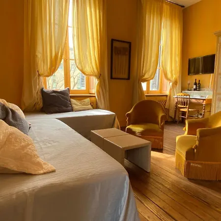 Frühstückspension Demeure Saint Louis Historic Manor, 700m, Parking,a C,clim,wifi, Heated Pool, View 4*