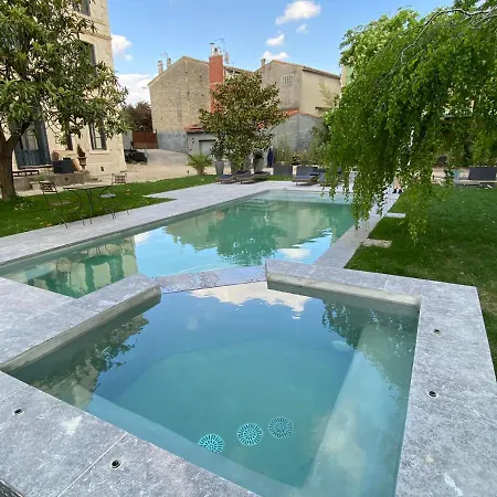 Demeure Saint Louis Historic Manor, City 700M, Parking,A C,Clim,Wifi, Heated Pool, City View Bed & Breakfast 4*