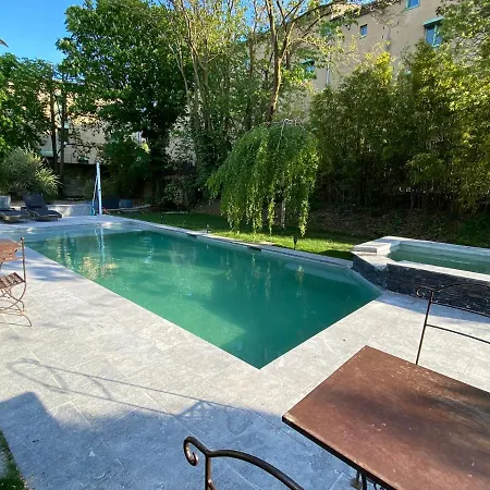 Demeure Saint Louis Historic Manor, City 700M, Parking,A C,Clim,Wifi, Heated Pool, City View Bed & Breakfast 4*
