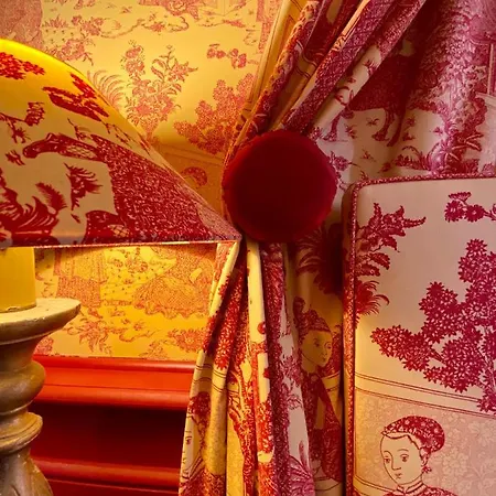Demeure Saint Louis Historic Manor, Air-Conditioned, Free Private Parking, City 700M, Wifi, View Bed & Breakfast Carcassonne