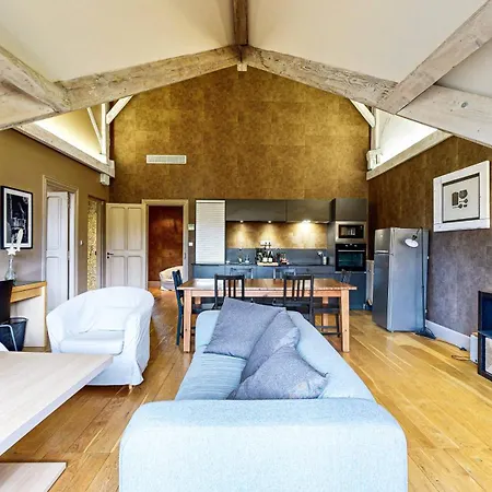 Bed & Breakfast Demeure Saint Louis Historic Manor, 700m, Free Parking,a C,clim,wifi, View, Garden Carcassonne