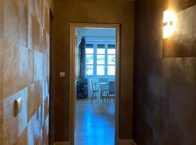 Oda ve Kahvaltı Demeure Saint Louis Historic Manor, 700m, Free Parking,a C,clim,wifi, View, Garden 4*