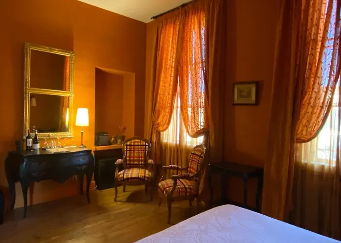 Demeure Saint Louis Historic Manor, 700m, Free Parking,a C,clim,wifi, View, Garden 4*