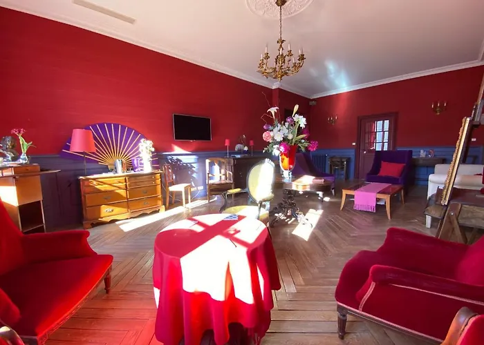 Demeure Saint Louis Historic Manor, 700m, Free Parking,a C,clim,wifi, View, Garden
