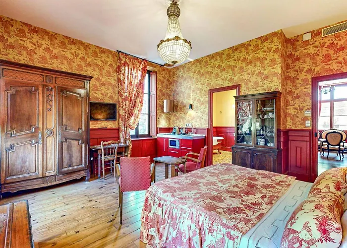 Demeure Saint Louis Historic Manor, 700m, Free Parking,a C,clim,wifi, View, Garden Oda ve Kahvaltı 4*
